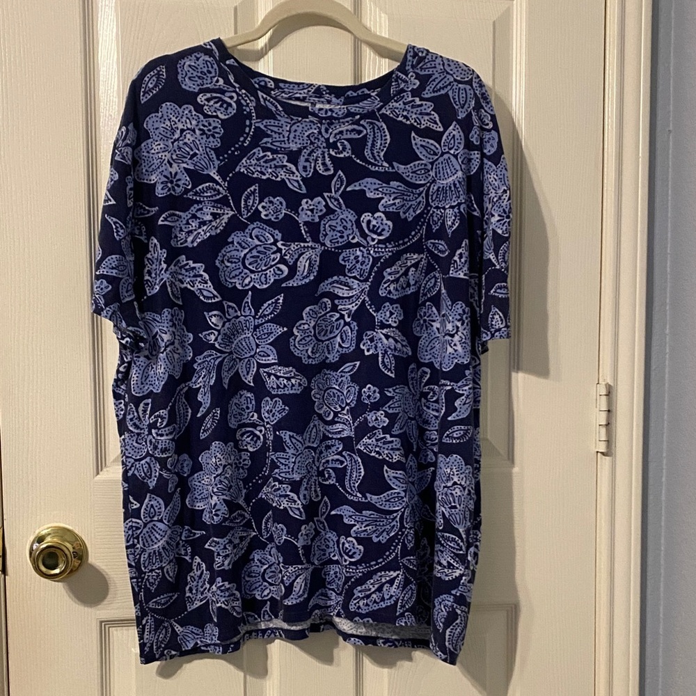 Free People We The Free Dark Blue Floral Short Sleeve Tee